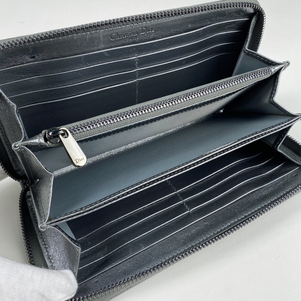 クリスチャンディオール カナージュ 長財布 ラウンドファスナー ロゴチャーム 長財布 レザー シルバー レディース 【中古】brbag