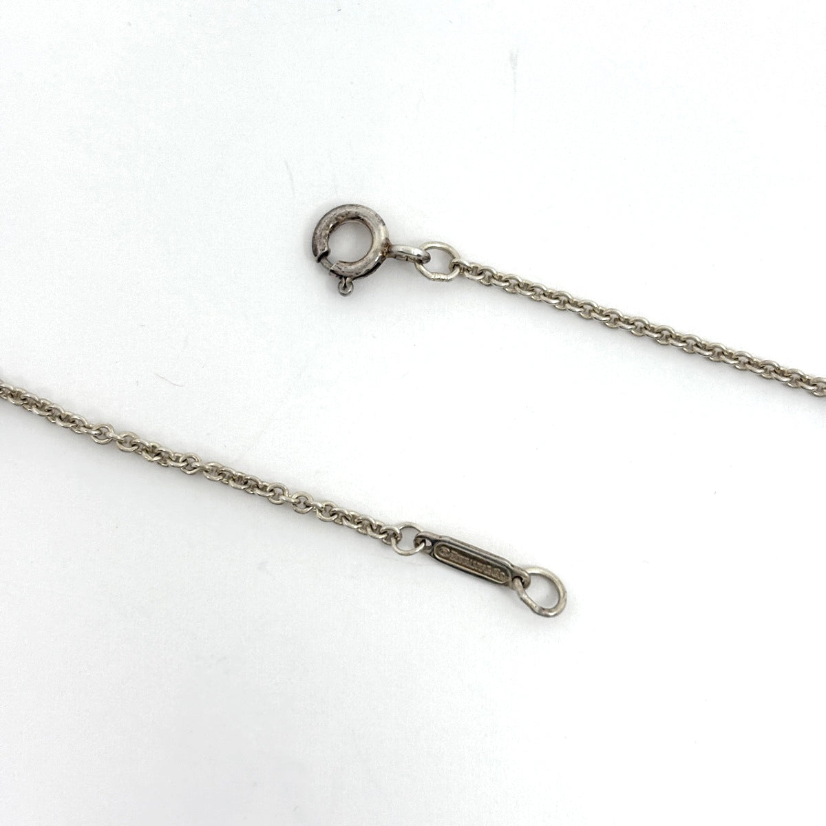 ティファニー　シルバー プレート バイセル公式】ティファニー トリプルハート プレート ネックレス