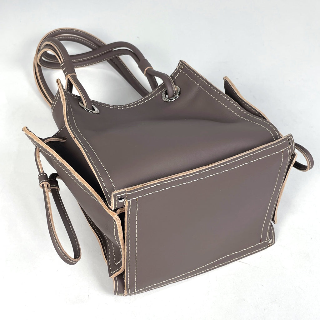ロエベ アナグラム トートバッグ パンチング ショルダーバッグ トートバッグ レザー ブラウン レディース 【中古】brbag