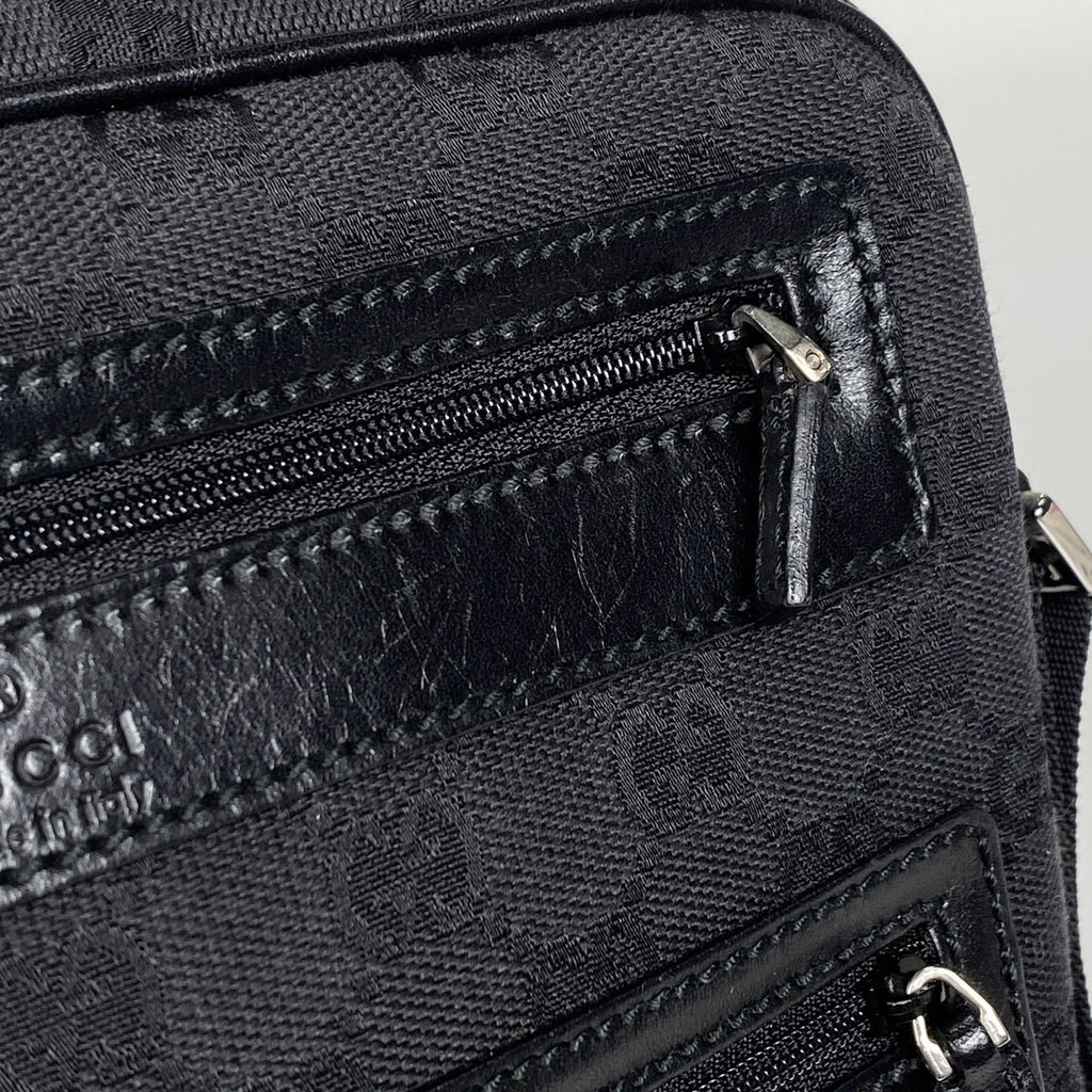 グッチ GG柄 ショルダーバッグ 斜め掛け ショルダーバッグ GGキャンバス ブラック 92551 レディース 【中古】brbag