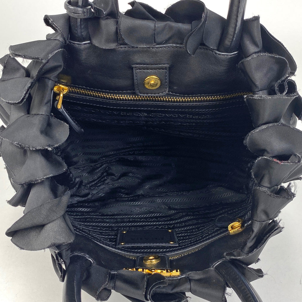 プラダ ロゴ ハンドバッグ 手提げ フリル ハンドバッグ ナイロン ネロ(ブラック) レディース 【中古】brbag
