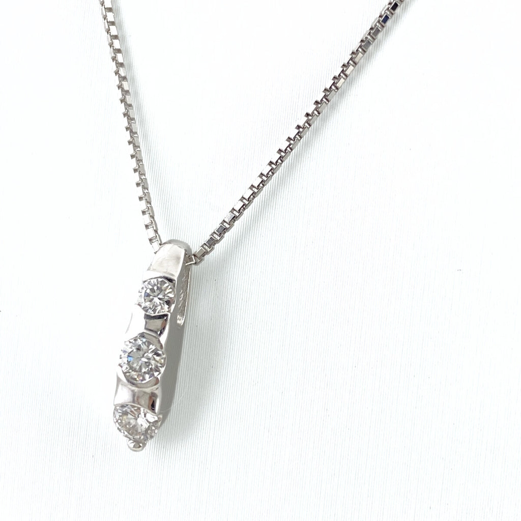 メレダイヤ デザインネックレス プラチナ ペンダント ネックレス Pt900 Pt850 ダイヤモンド レディース 【中古】nbjwl