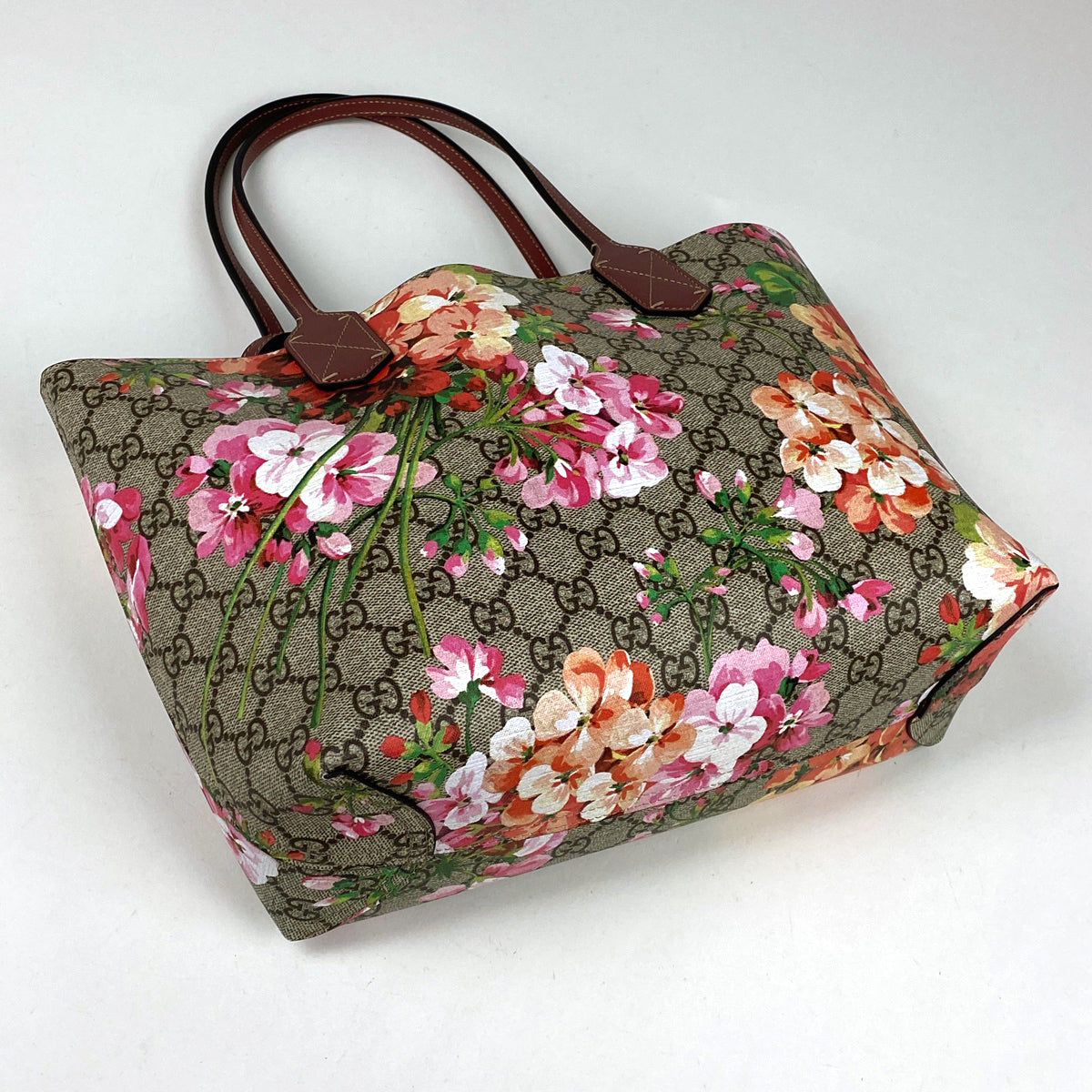 1000093185959-12_2048x.jpg?v=