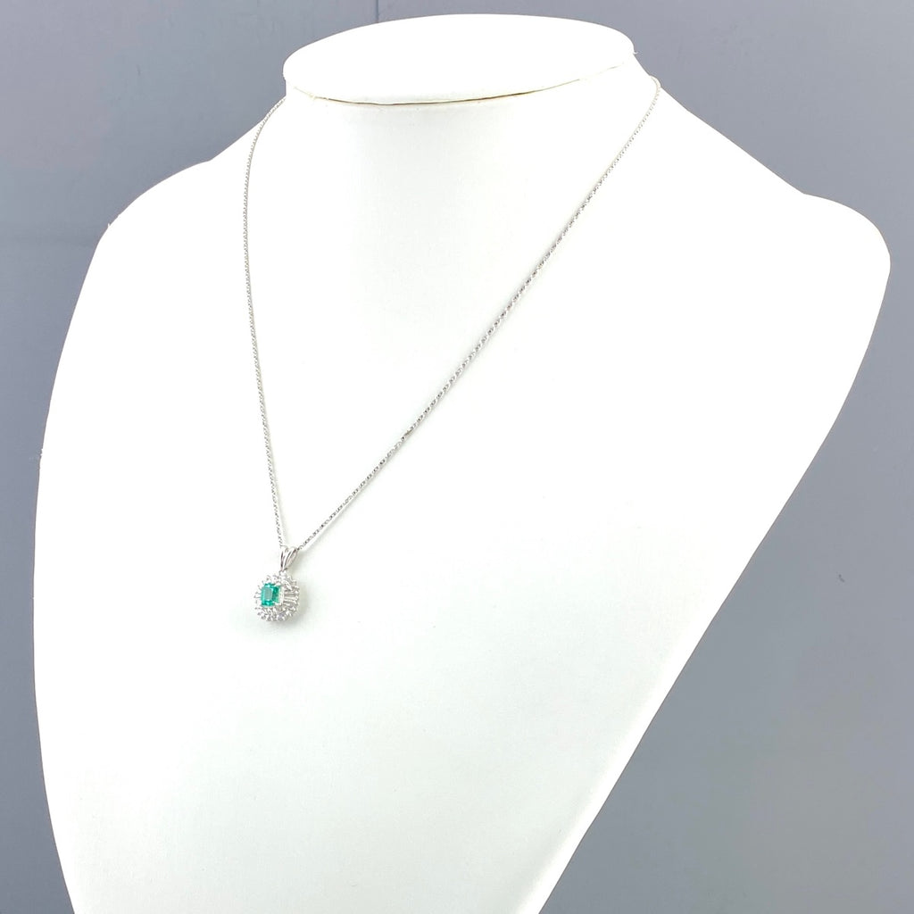 エメラルド デザインネックレス プラチナ ペンダント メレダイヤ ネックレス Pt900 Pt850 ダイヤモンド レディース 【中古】nbjwl