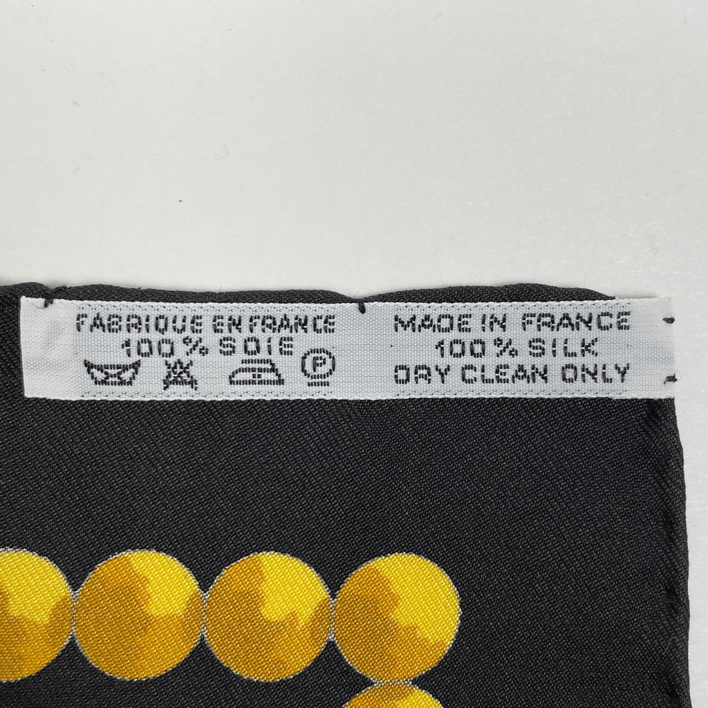 エルメス カレ 90 CUILLERS D'AFRIQUE アフリカのスプーン スカーフ シルク ブラック イエロー レディース 【中古】brbag