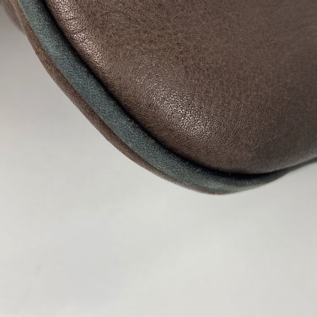 ロエベ アナグラム ショルダーバッグ 斜め掛け ショルダーバッグ レザー ダークブラウン レディース 【中古】brbag