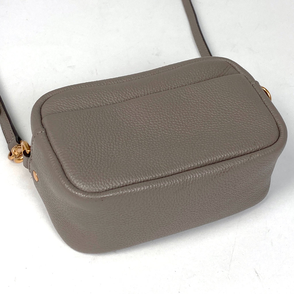 トリーバーチ ペリー ボンベ ショルダーバッグ ロゴ 斜め掛け ショルダーバッグ レザー グレー レディース 【中古】brbag