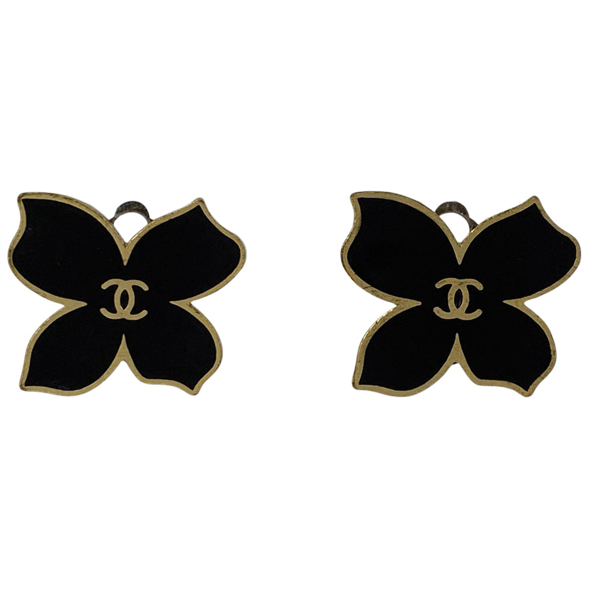 【洗練された大人っぽさ♪】CHANEL イヤリング 花×パール 洗練された大人っぽさ♪】CHANEL イヤリング 花×パール