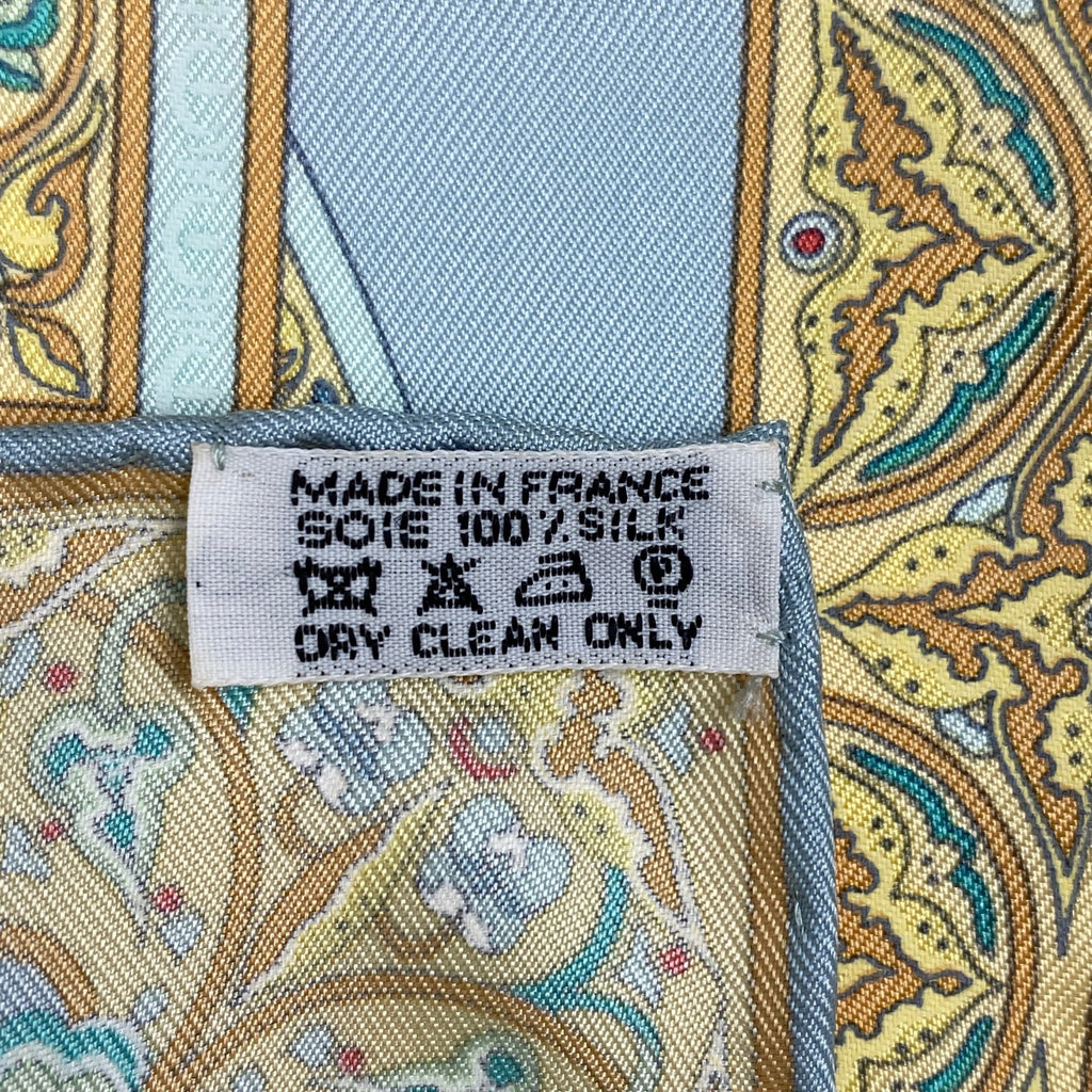 エルメス プチカレ CIELS BYZANTINS ビザンチンの空 鳥柄 スカーフ シルク イエロー ブルー レディース 【中古】brbag