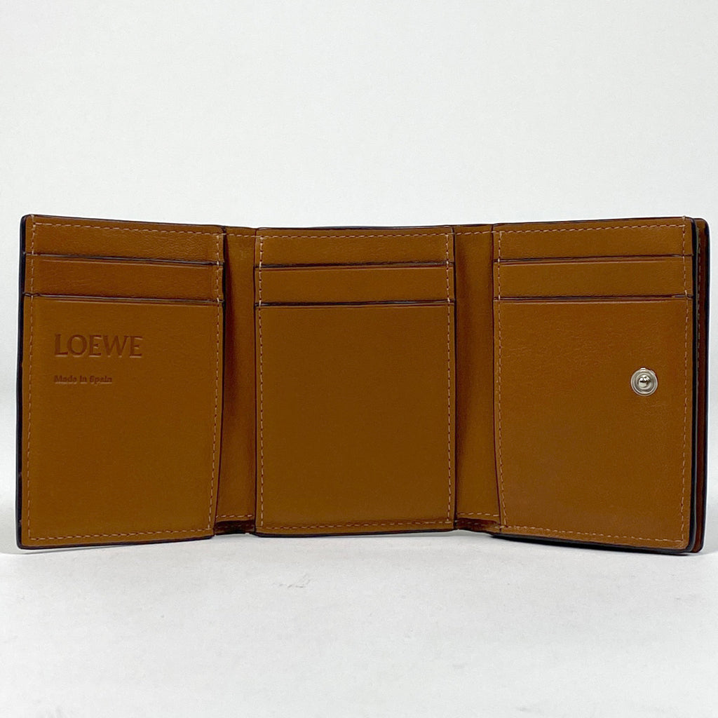 【最終値引き】 ロエベ アナグラム 三つ折り 財布 ロゴ レザー グレージュ レディース 【中古】brbag