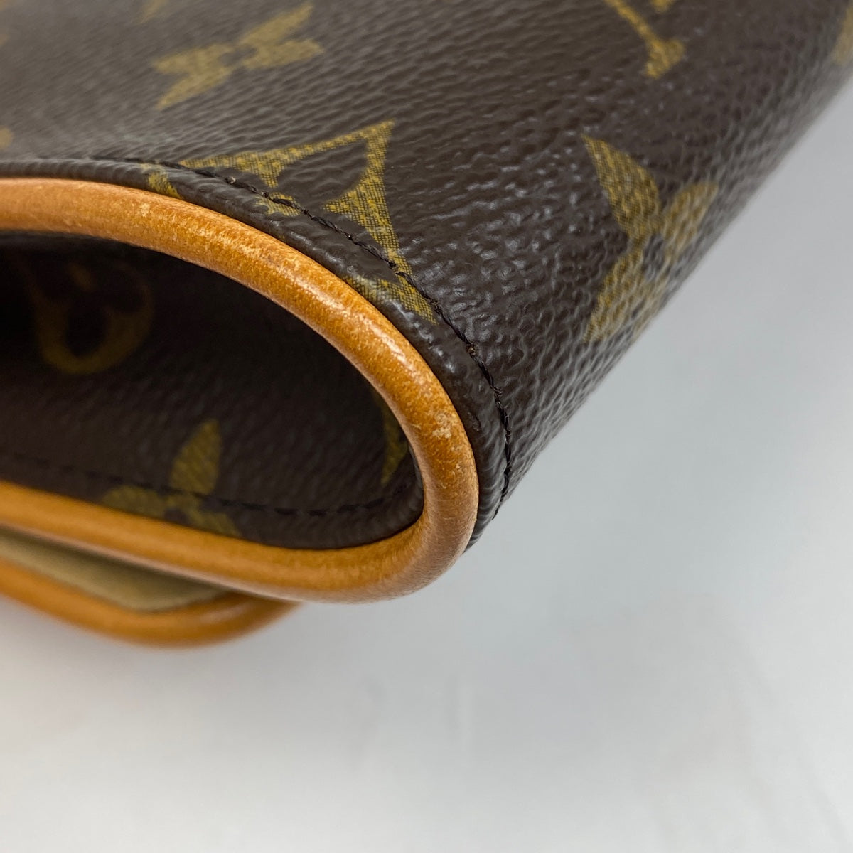 ルイ・ヴィトン(LOUIS VUITTON)ルイヴィトン モノグラム