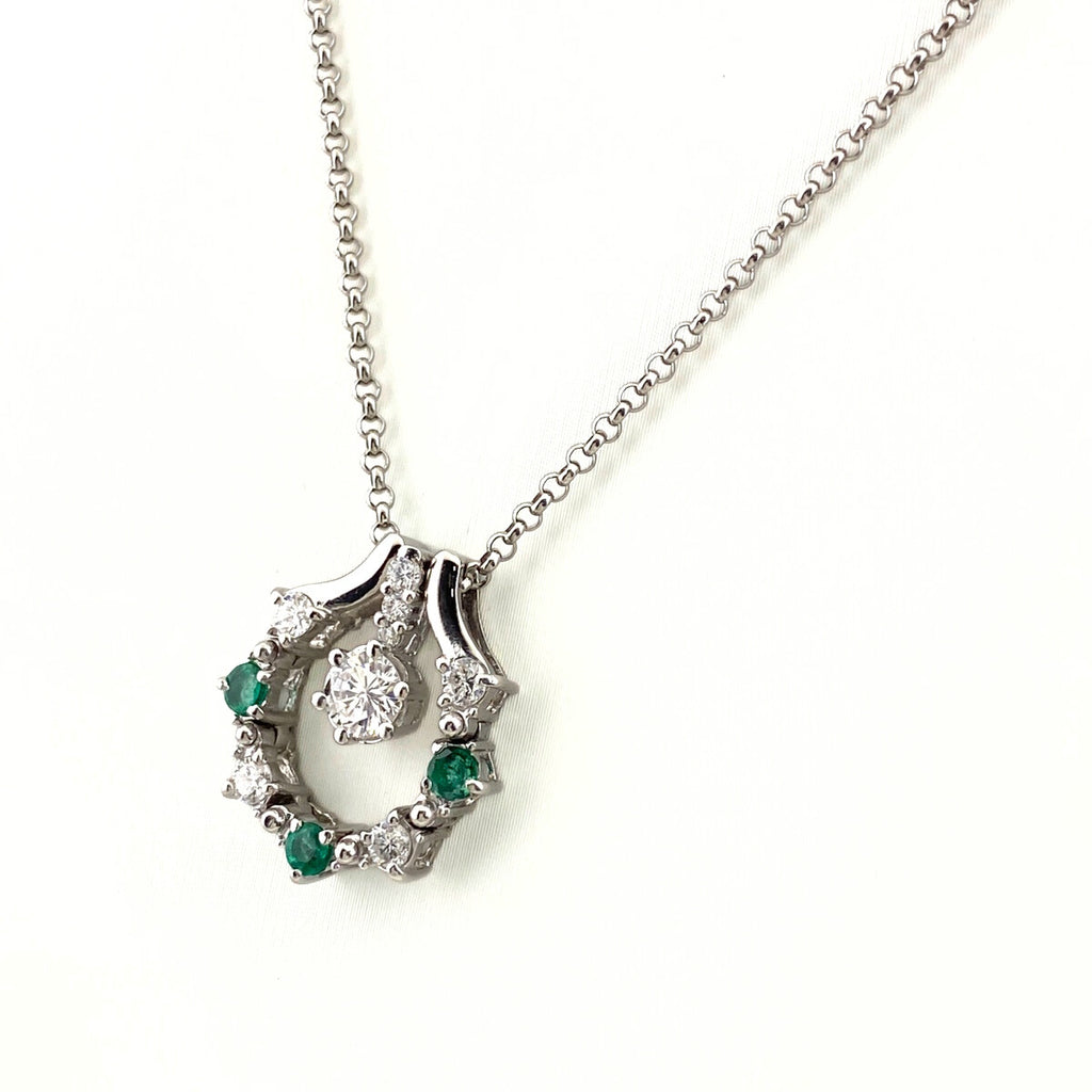 エメラルド デザインネックレス プラチナ ペンダント メレダイヤ ダイヤモンド ネックレス Pt900 Pt850 エメラルド レディース 【中古】nbjwl