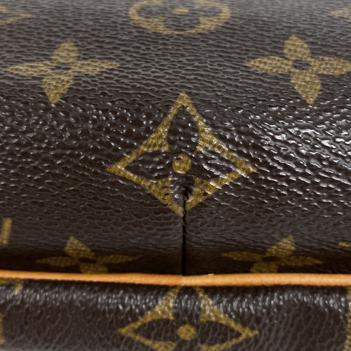 バイセル公式】ルイ・ヴィトン クロワッサン MM ワンショルダー