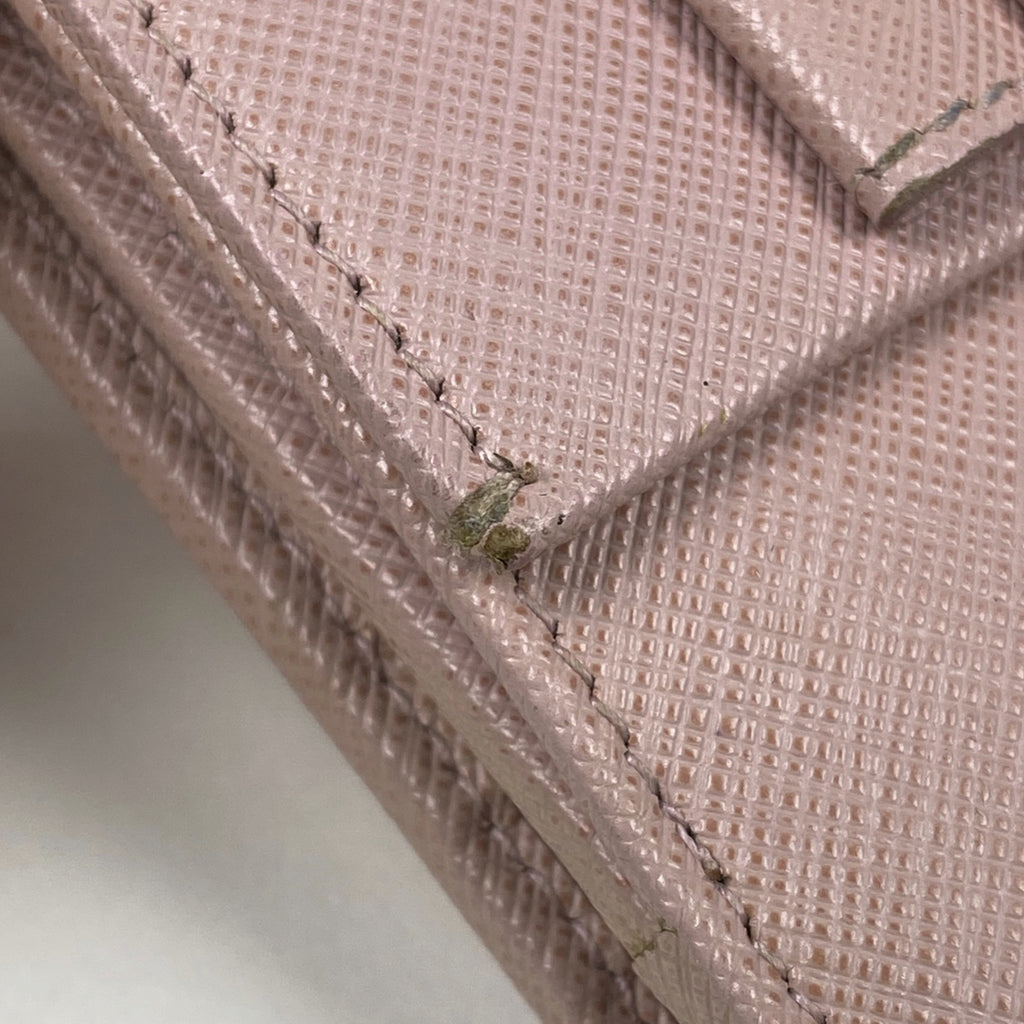 サルヴァトーレフェラガモ ヴァラリボン 二つ折り財布 ロゴ 二つ折り財布 レザー ピンク レディース 【中古】brbag