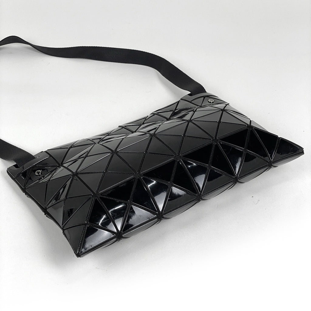 イッセイミヤケ ルーセント ショルダーバッグ バオバオ ショルダーバッグ PVC ブラック レディース 【中古】brbag