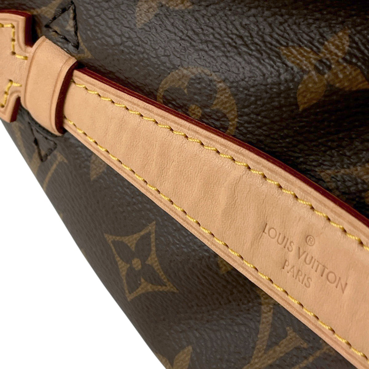 ルイヴィトン　バムバック LOUIS VUITTON ルイヴィトン ボディバッグ モノグラム