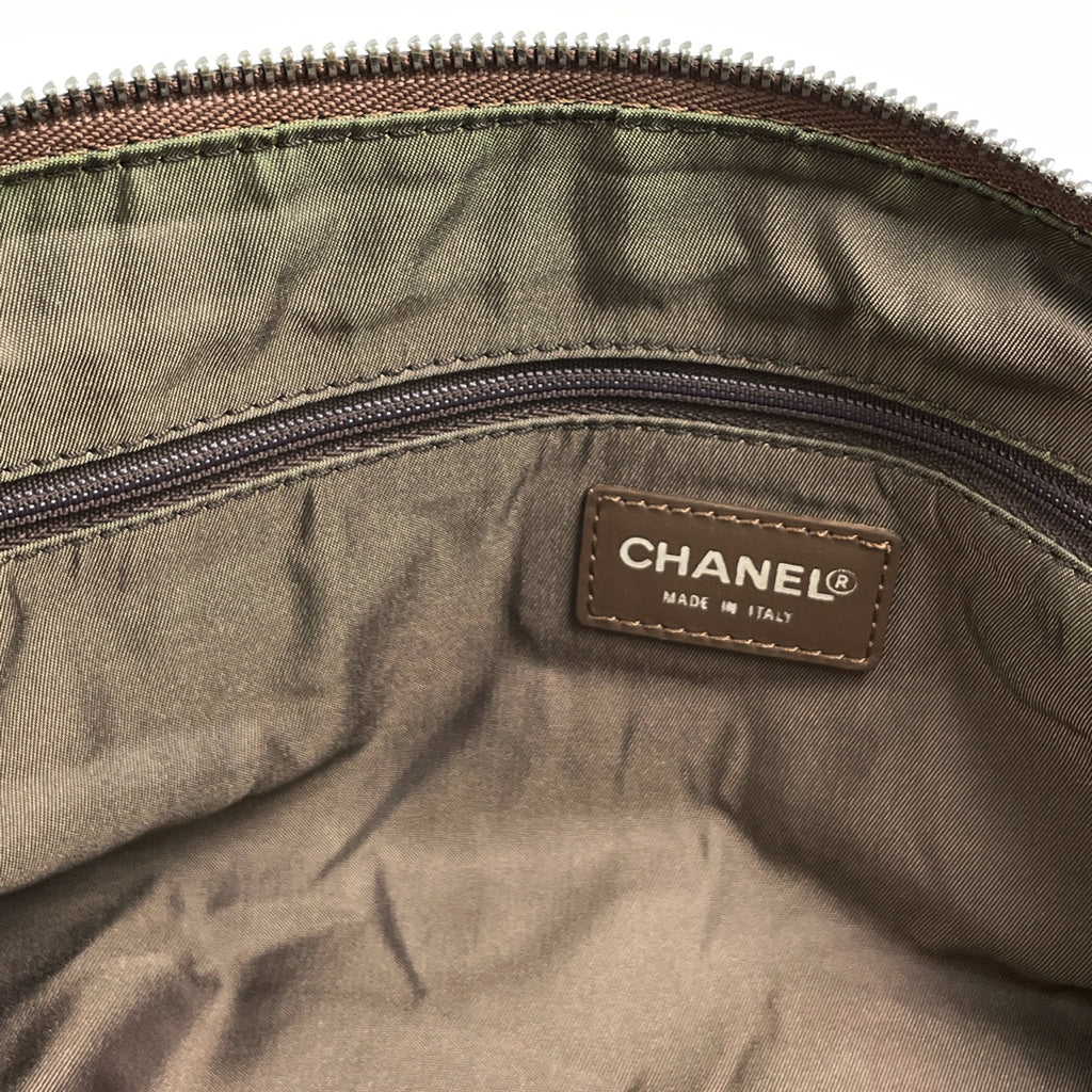 シャネル ニュートラベルライン ショルダーバッグ ココマーク 円筒型 ショルダーバッグ ナイロンジャガード ブラウン レディース 【中古】brbag