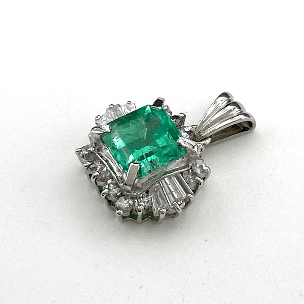 PT900 エメラルド ペンダントトップ 1.07CT レディース 中古 nbjwl