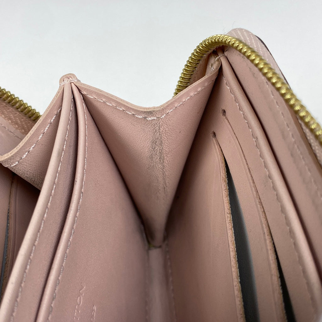 ルイ・ヴィトン ジッピーコインパース ラウンドファスナー カードケース エナメル コインケース モノグラムヴェルニ エナメル デュンヌ(ベージュ) M90203 レディース 【中古】brbag