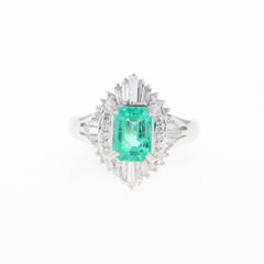 エメラルド デザインリング プラチナ 指輪 メレダイヤ リング 12号 Pt900 エメラルド ダイヤモンド レディース 【中古】nbjwl