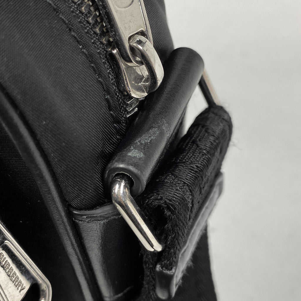 バーバリー ロゴ ショルダーバッグ 斜め掛け レディース ショルダーバッグ ナイロン ブラック メンズ 【中古】brbag