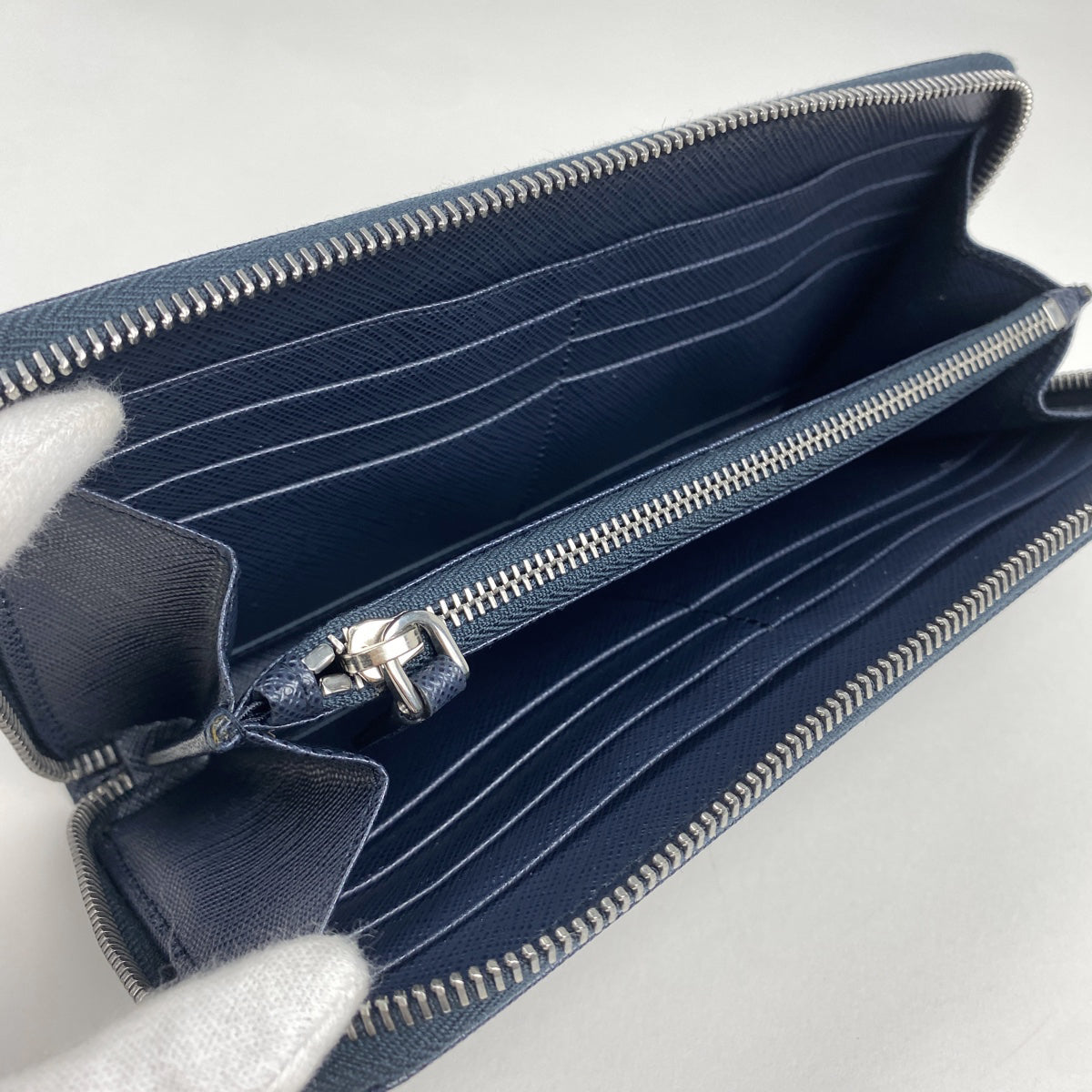 定価15万 廃番品 プラダ サフィアーノ ラウンドファスナー 長財布 バイカラー 楽天市場】【財布】PRADA プラダ SAFFIANO サフィアーノ