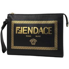 フェンディ フェンダーチェ クラッチバッグ セカンドバッグ VERSACEコラボ ロゴ クラッチバッグ レザー ブラック 7VA491 メンズ 【中古】brbag