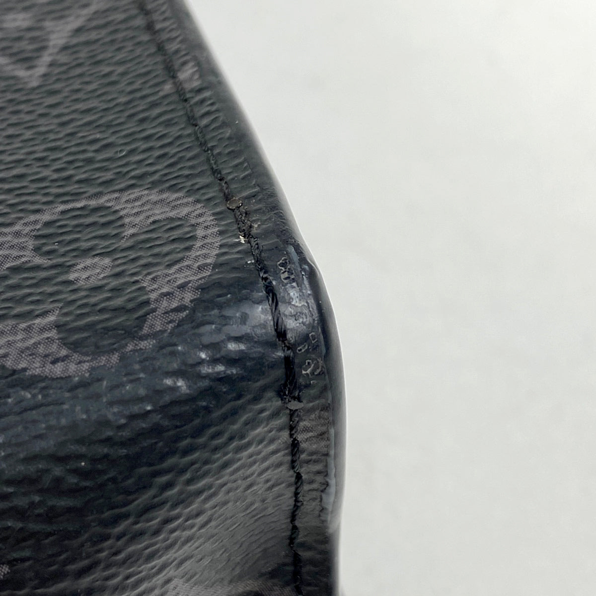 バイセル公式】ルイ・ヴィトン ポシェット ヴォワヤージュ MM