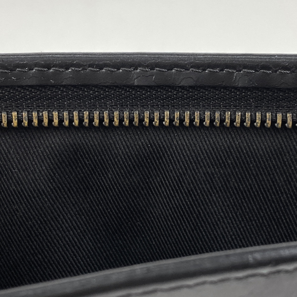 バイセル公式】ルイ・ヴィトン ポシェット ヴォワヤージュ MM