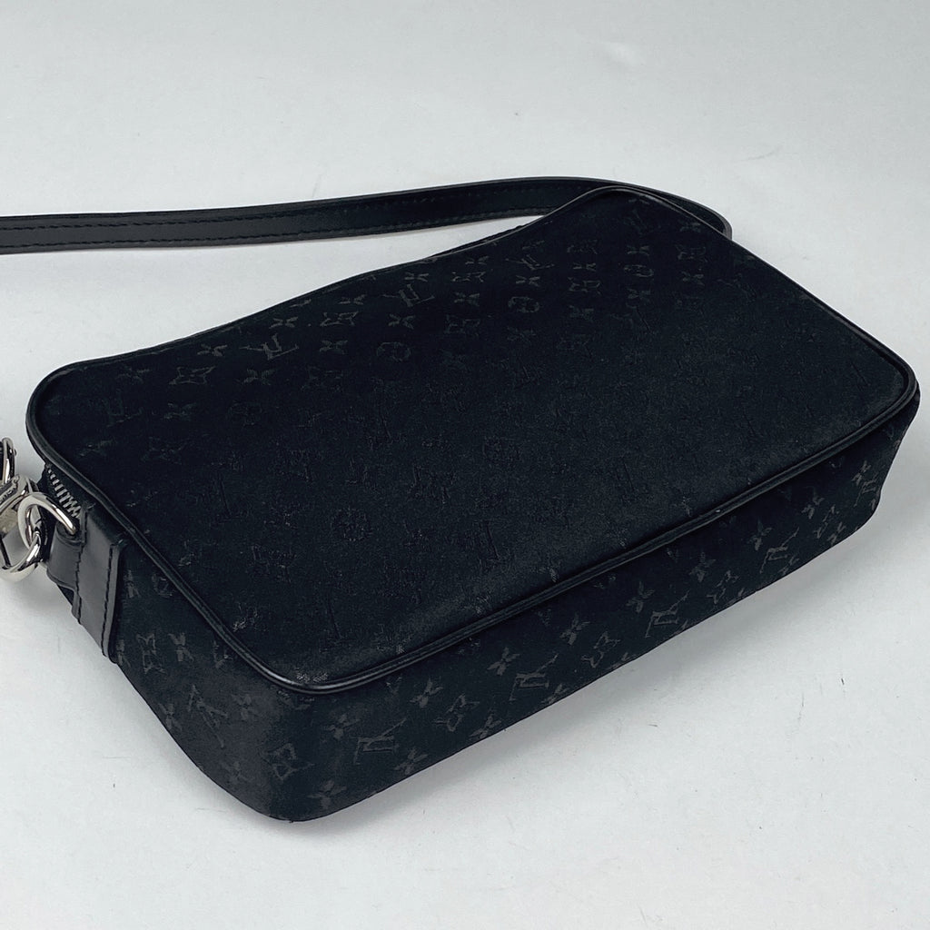 ルイ・ヴィトン コントドゥフェポシェット ハンドバッグ キリンモチーフ ハンドバッグ モノグラムサテン ブラック M92275 レディース 【中古】brbag