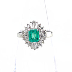 エメラルド デザインリング プラチナ 指輪 メレダイヤ リング 11.5号 Pt900 エメラルド ダイヤモンド レディース 【中古】nbjwl