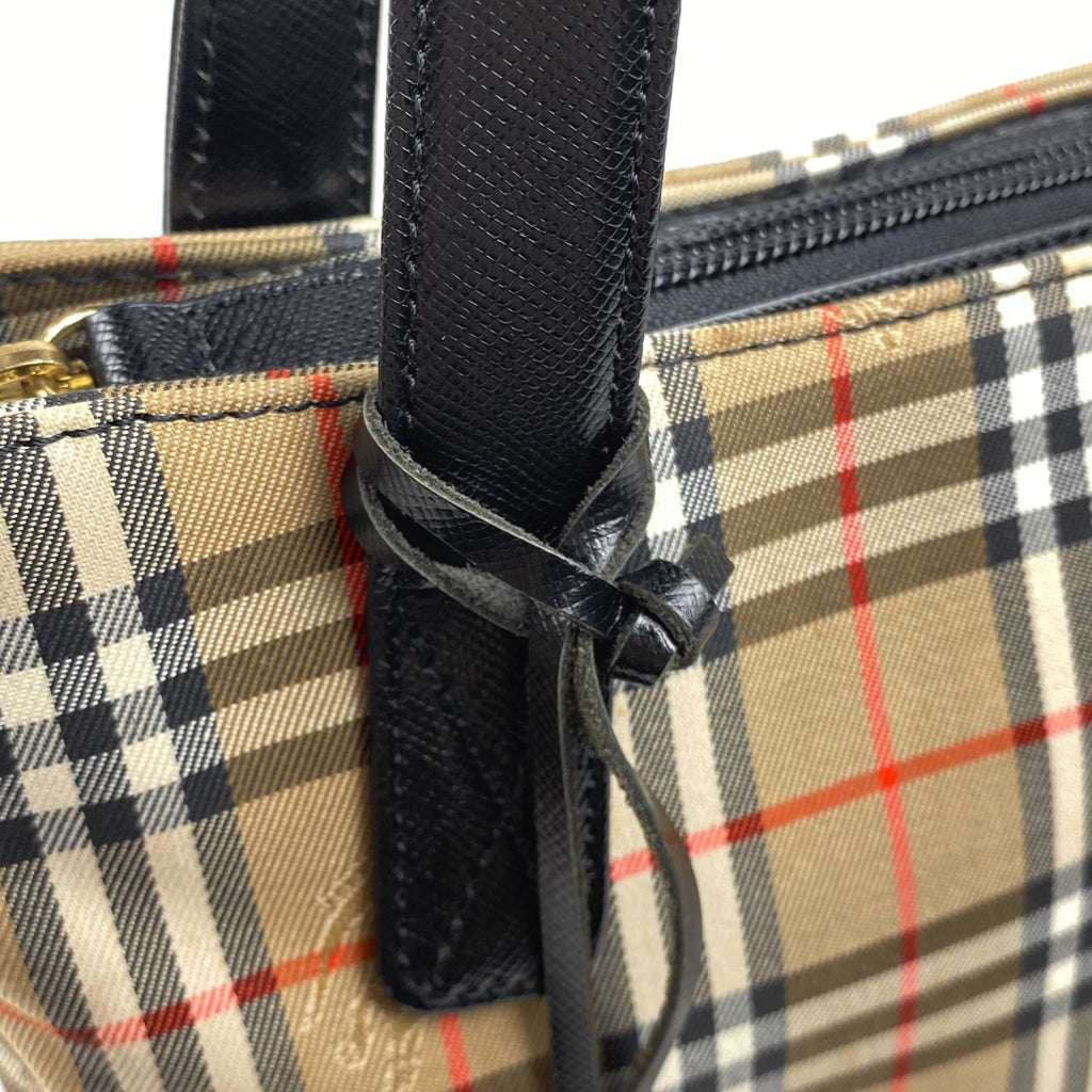 Burberry バーバリー チェック ナイロン キャンバス ハンドバッグ 楽天市場】BURBERRY バーバリー ノバチェック チェック柄