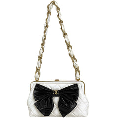 シャネル ココマーク チェーン ショルダーバッグ リボン マトラッセ ショルダーバッグ パテントレザー ホワイト ブラック レディース 【中古】brbag