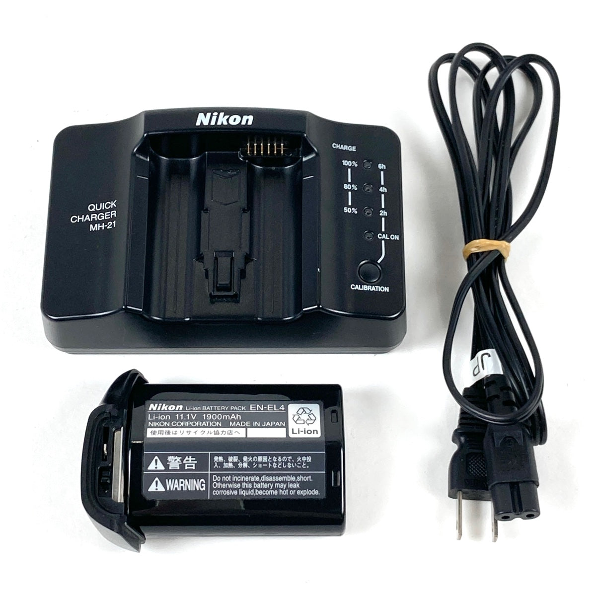 ニコン D2X ボディ 一眼レフカメラ　充電器付き　通電 簡易動作確認済 中古 ニコン D2X ボディ 一眼レフカメラ 充電器付き 通電 簡易動作