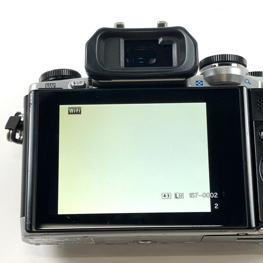 オリンパス OLYMPUS OM-D E-M10 ボディ シルバー デジタル ミラーレス 一眼カメラ 【中古】cambb