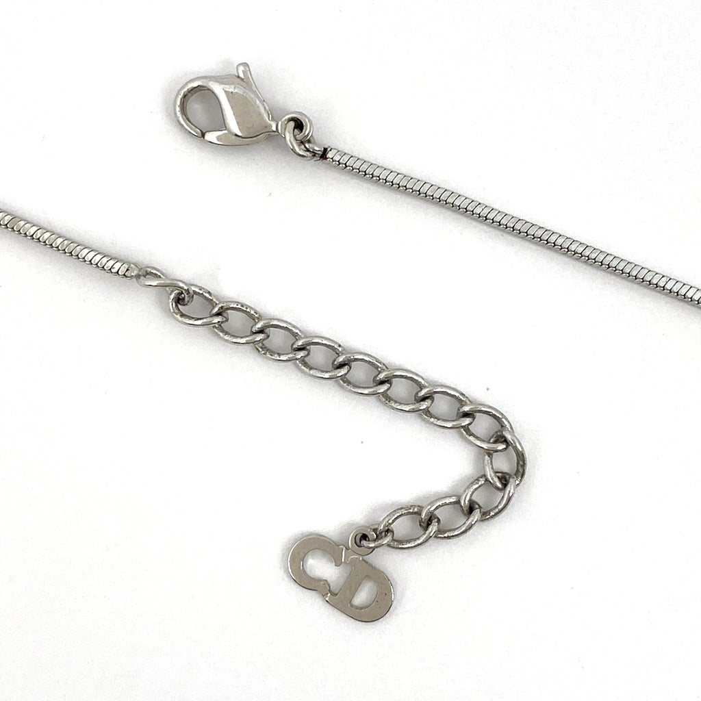 クリスチャンディオール ロゴ プレート ネックレス トロッター柄 ネックレス シルバーメッキ ピンク シルバー レディース 【中古】bracc