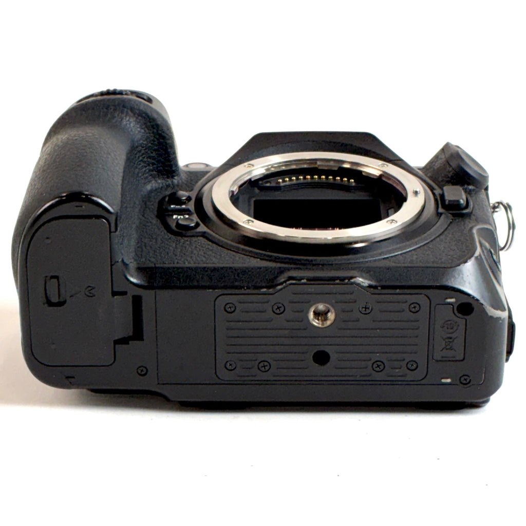 ニコン Nikon Z8 ボディ［ジャンク品］ デジタル ミラーレス 一眼カメラ 【中古】cambb
