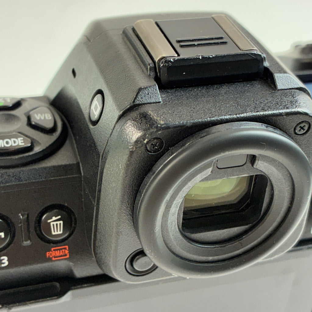 ニコン Nikon Z8 ボディ［ジャンク品］ デジタル ミラーレス 一眼カメラ 【中古】cambb