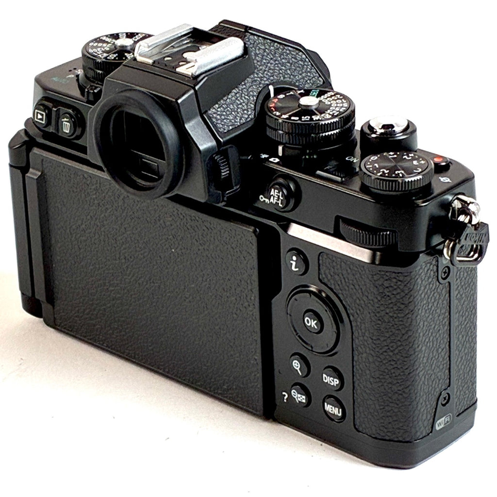 ニコン Nikon Z fc ボディ ブラック デジタル ミラーレス 一眼カメラ 【中古】cambb