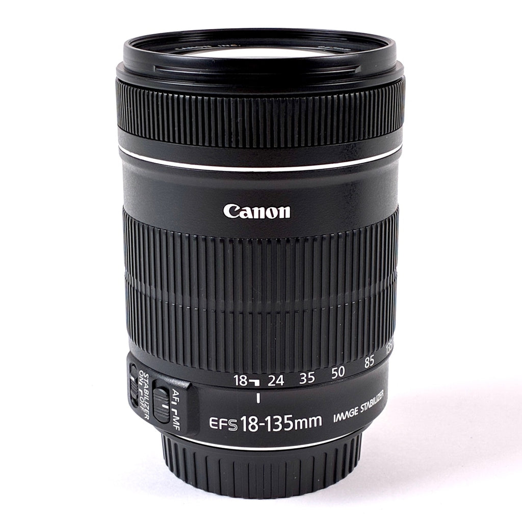 キヤノン Canon EF-S 18-135mm F3.5-5.6 IS 一眼カメラ用レンズ（オートフォーカス） 【中古】cambb