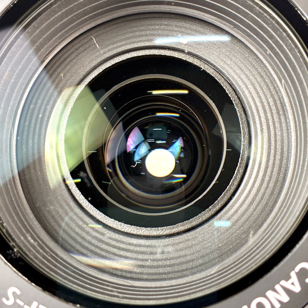 キヤノン Canon EF-S 18-135mm F3.5-5.6 IS 一眼カメラ用レンズ（オートフォーカス） 【中古】cambb