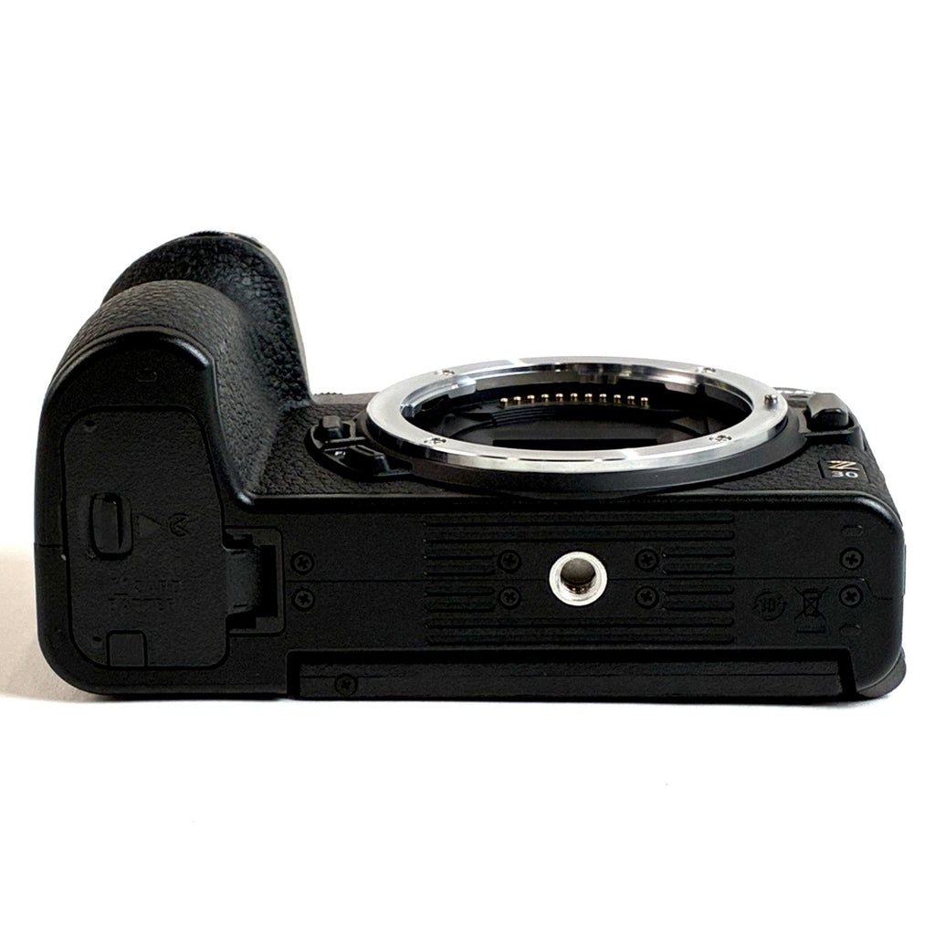 ニコン Nikon Z30 ボディ デジタル ミラーレス 一眼カメラ 【中古】cambb