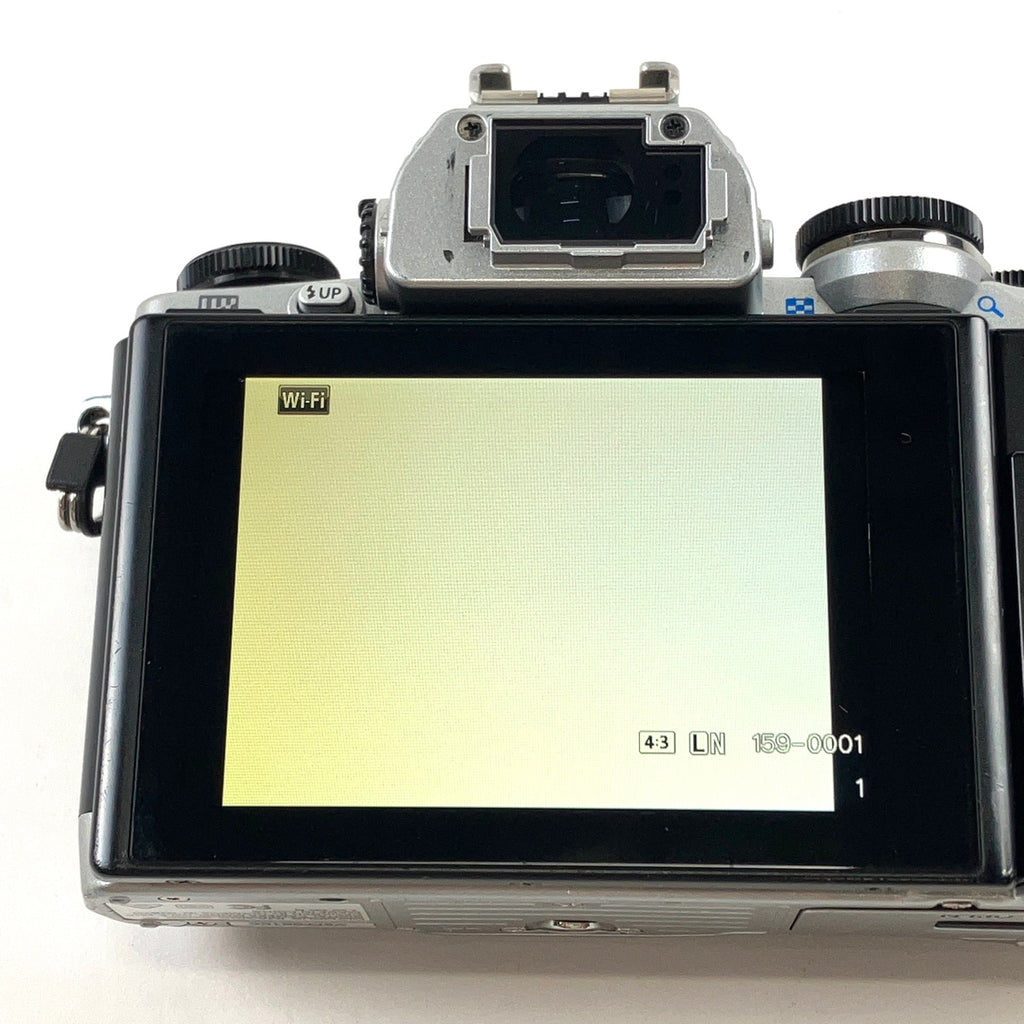 オリンパス OLYMPUS OM-D E-M10 ボディ シルバー デジタル ミラーレス 一眼カメラ 【中古】cambb