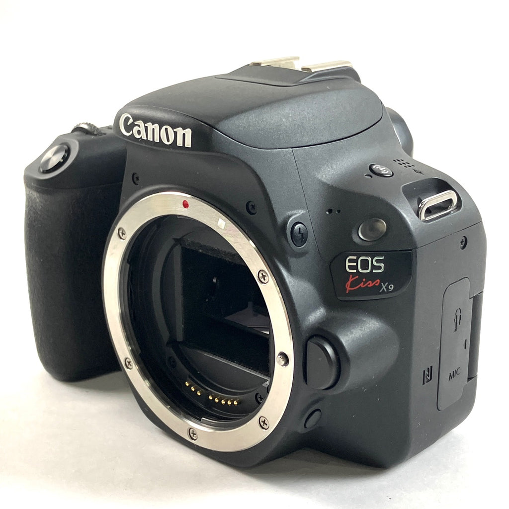 【在庫一掃】 キヤノン Canon EOS Kiss X9 EF-S 18-55 F4-5.6 IS STM レンズキット ブラック デジタル 一眼レフカメラ 【中古】cambb