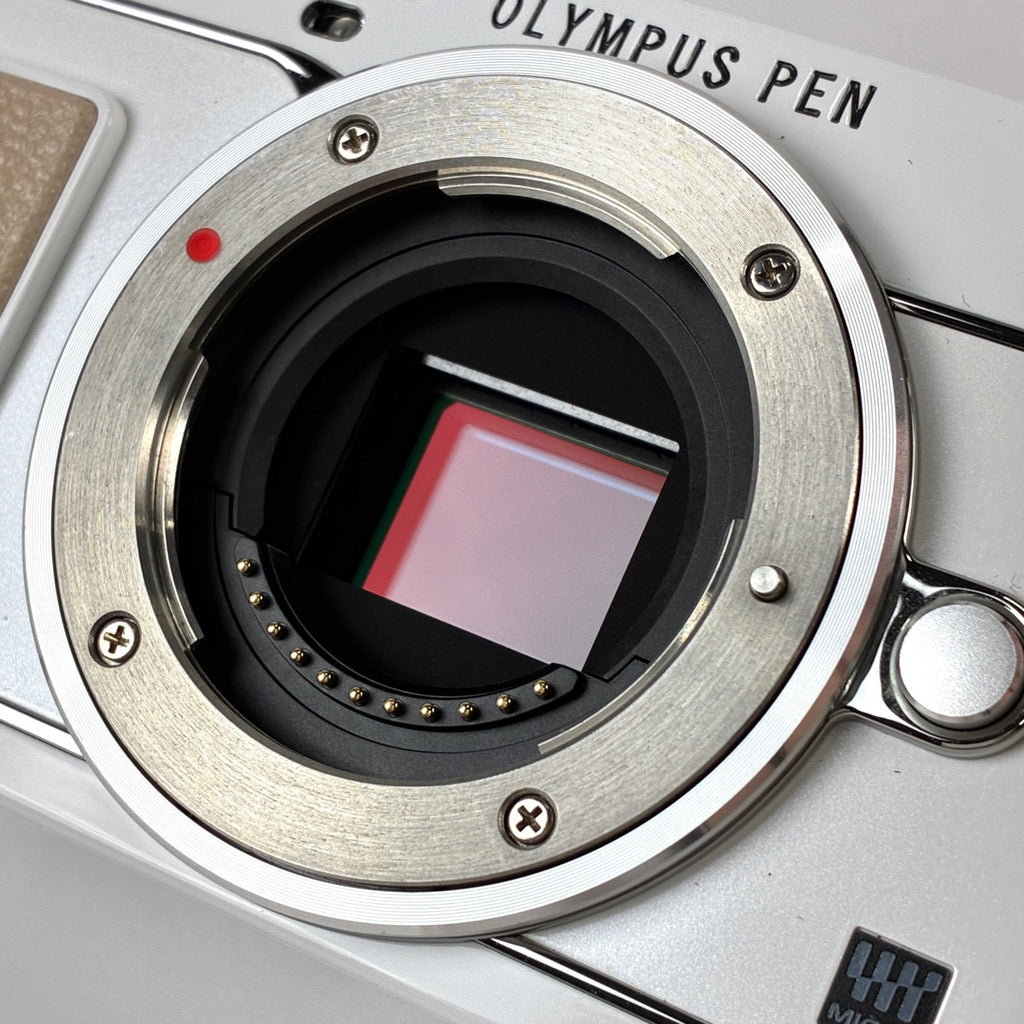 オリンパス OLYMPUS PEN E-P5 ボディ ホワイト デジタル ミラーレス 一眼カメラ 【中古】cambb