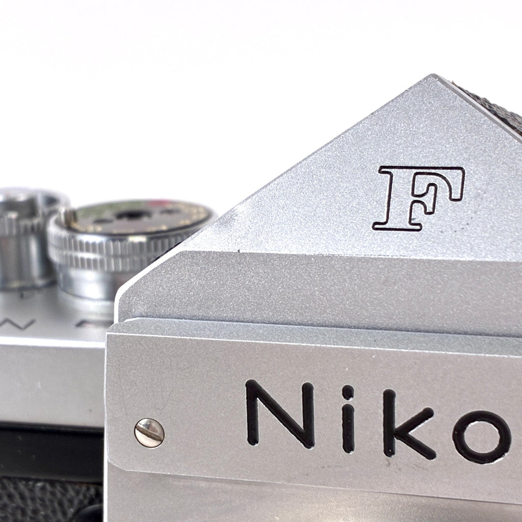 ニコン Nikon F アイレベル シルバー ボディ ［ジャンク品］ フィルム マニュアルフォーカス 一眼レフカメラ 【中古】cambb
