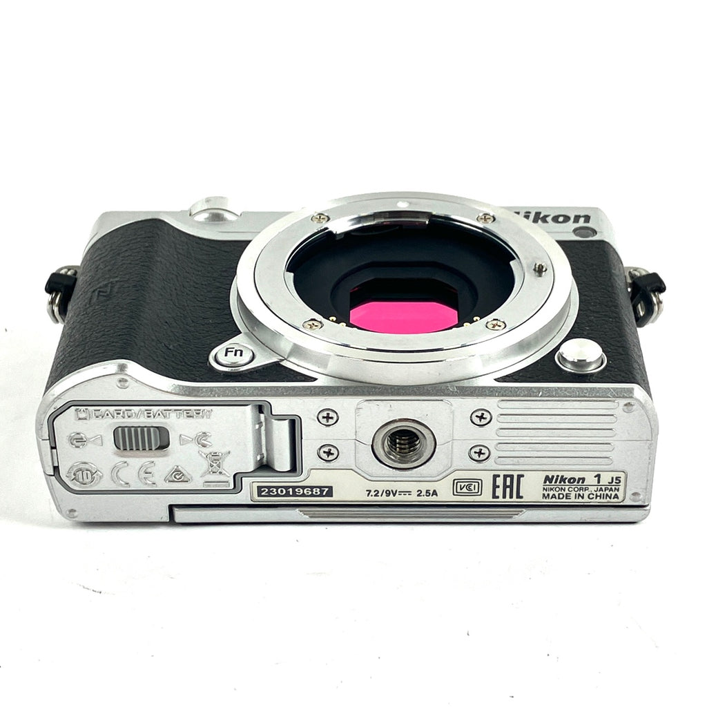 ニコン Nikon 1 J5 ボディ シルバー デジタル ミラーレス 一眼カメラ 【中古】cambb
