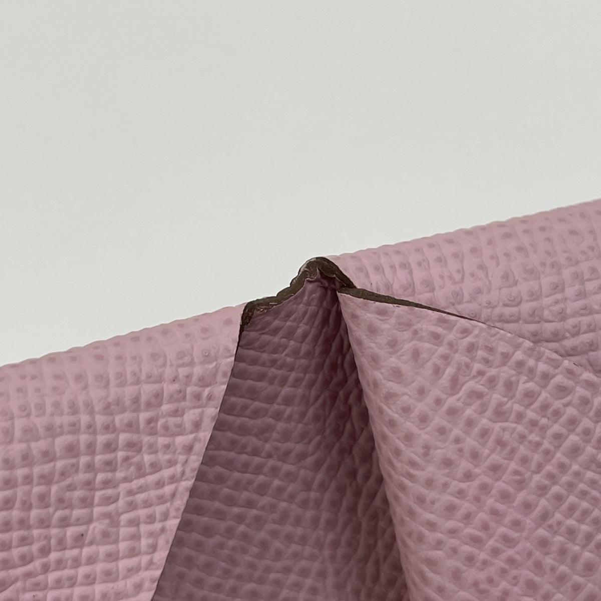 美品 エルメス カルヴィ デュオ エプソン ピンク Z刻印 箱 バイセル公式】エルメス カルヴィ デュオ カードケース コイン