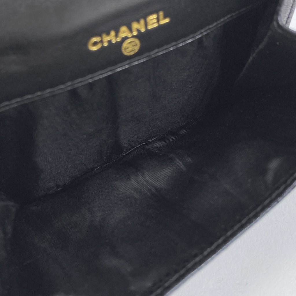 シャネル ココマーク 二つ折り 財布 Wホック 二つ折り財布 キャビアスキン ブラック A13496 レディース 【中古】brbag