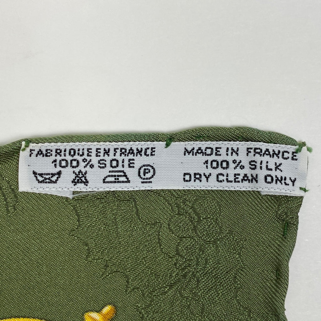 エルメス カレ 90 Plumes et Grelots 羽飾りと鈴 スカーフ シルク グリーン マルチカラー レディース 【中古】brbag